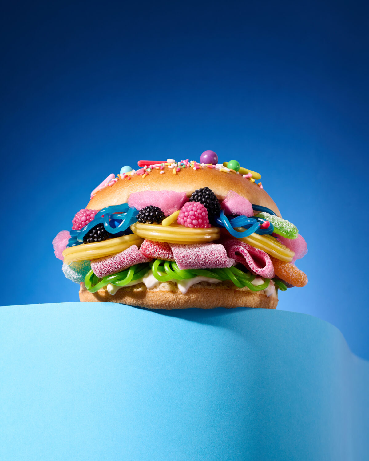 Copia de SL_Hotel Art Group Food Stylist Award_Florencia Aguilera Toya_Candy Burger_Hi_Res